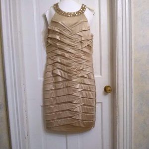 Sleeveless Gold sheath dress K W Collections Size 10